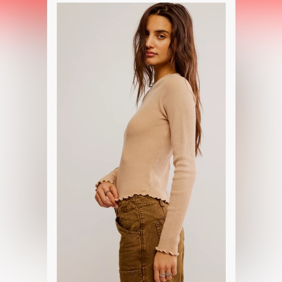 Free People Easy Does it Tee Tender Cuban Sand NWT - Picture 1 of 6